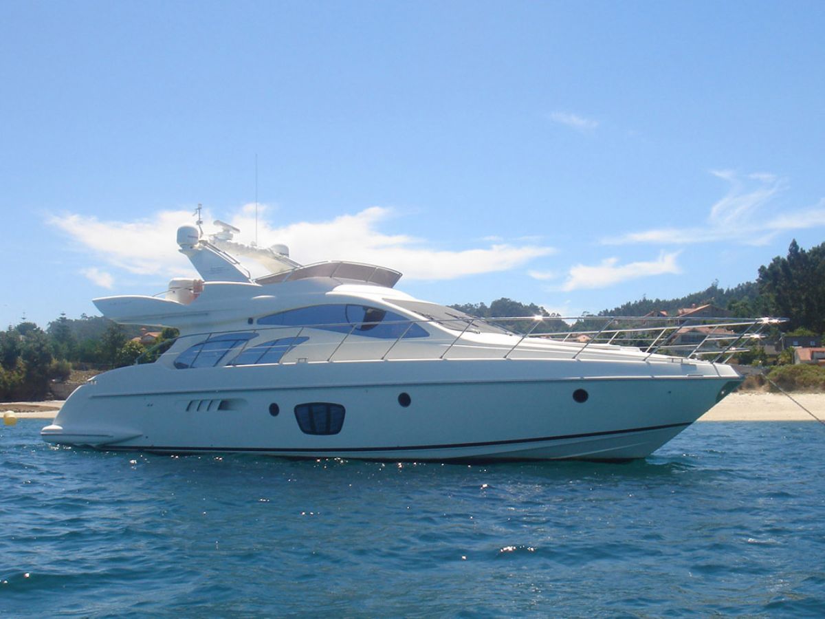 azimut yacht 55