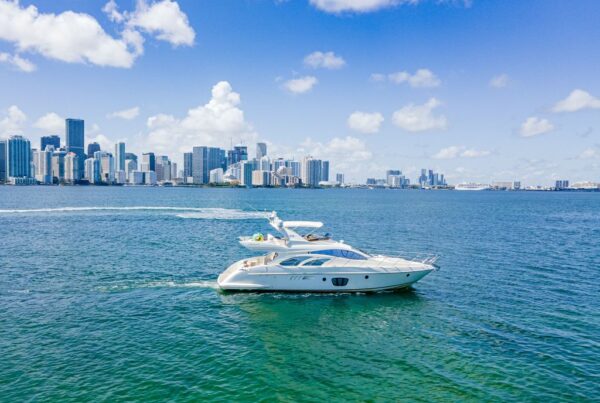 Prime Luxury Rentals - 55′ Azimut Fly
