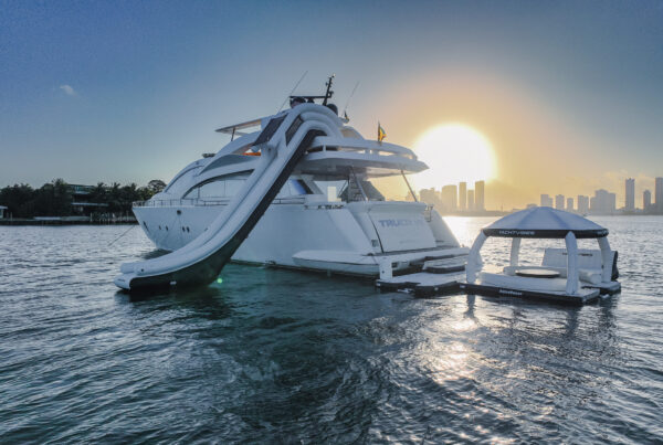 Prime Luxury Rentals - 86′ Aicon + Jetski