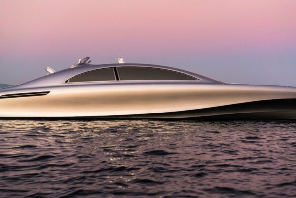 Prime Yacht Rentals Miami - The new Mercedes 1.7 Million Luxury Yacht