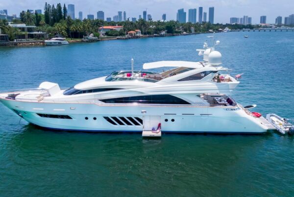 Prime Yacht Rentals Miami - 95′ Dominator + Jacuzzi