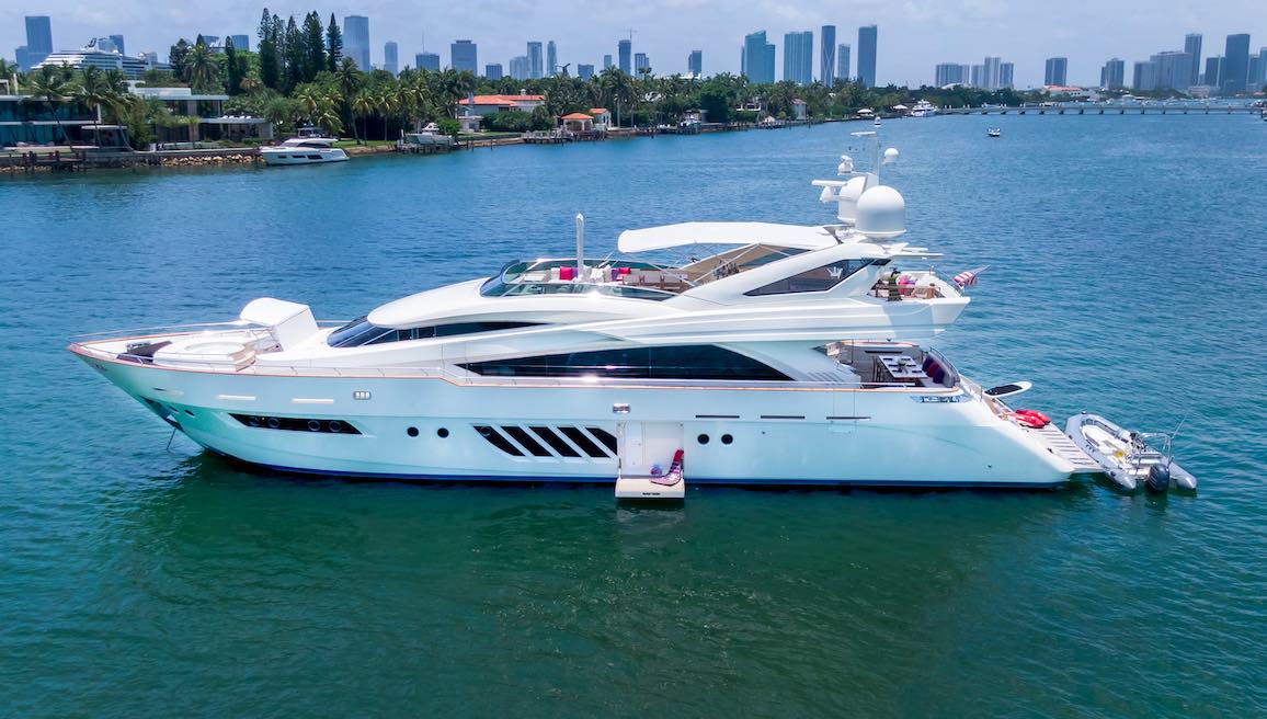 Prime Yacht Rentals Miami - 95′ Dominator + Jacuzzi