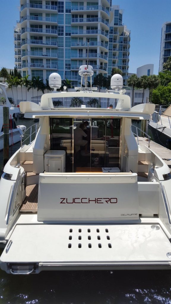 Prime Yacht Rentals Miami - 43′ Azimut Atlantis