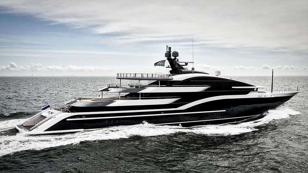 Prime Yacht Rentals Miami - Project Shark Takes to the Sea