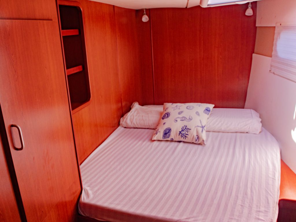 47 Leopard Corporate Yacht Cartagena for rent
