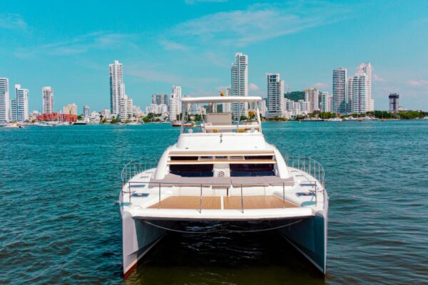 47 Leopard Corporate Yacht Cartagena (24)