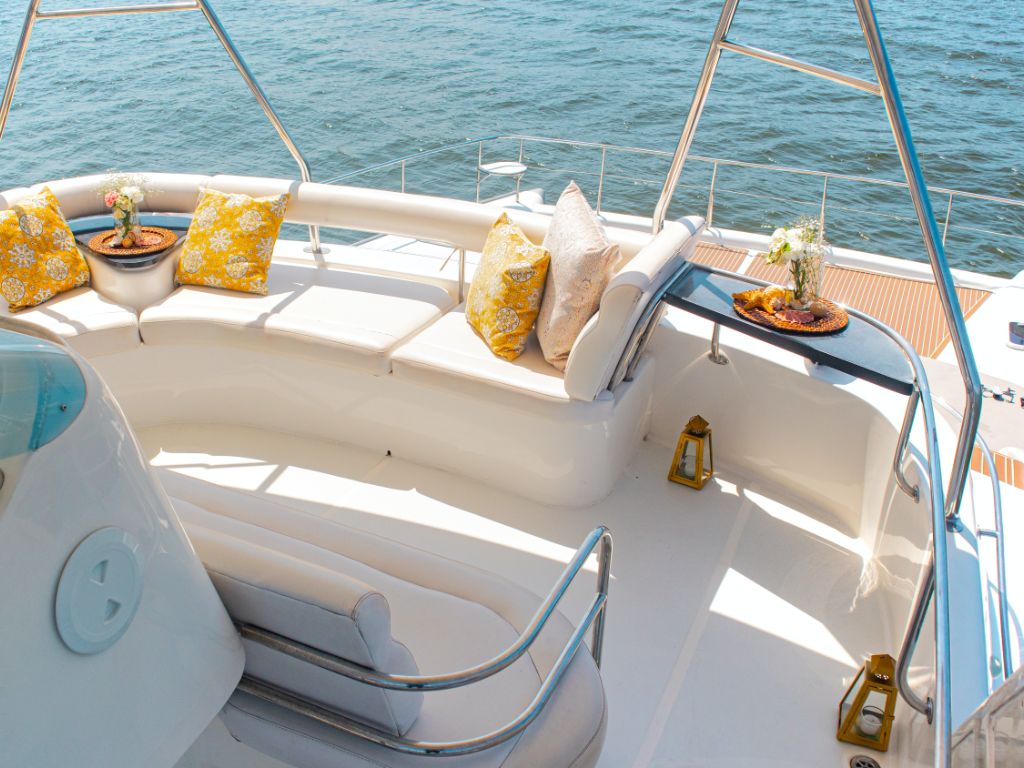 47 Leopard Corporate Yacht Cartagena for rent