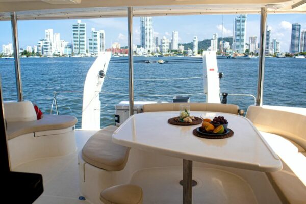 47 Leopard Corporate Yacht Cartagena (6)