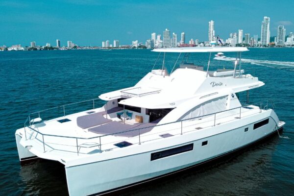 51 Leopard Corporate Yacht Cartagena for rent (32)