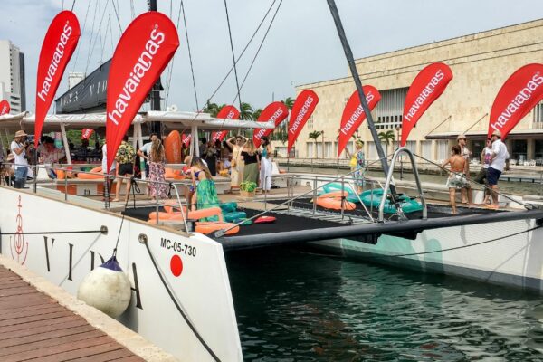 Bona Vida Catamaran Corporate Event Yacht Cartagena (10)