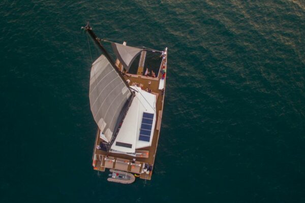 Bona Vida Catamaran Corporate Event Yacht Cartagena (6)