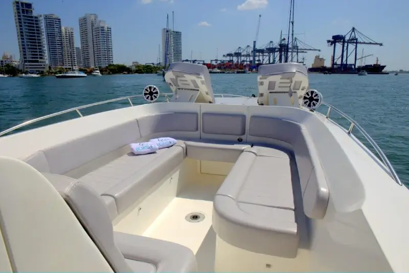 Prime Yacht Rentals Miami - 41’ Bravo