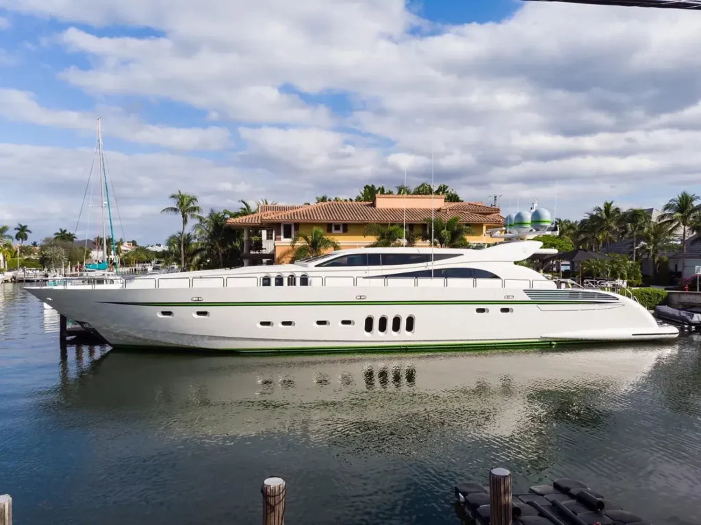 Prime Yacht Rentals Miami - 115′ Leopard