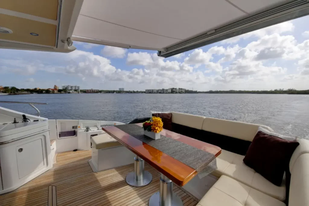 Prime Yacht Rentals Miami - 55′ Azimut Huck Faters