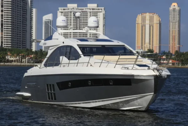 Prime Yacht Rentals Miami - 55′ Azimut Huck Faters