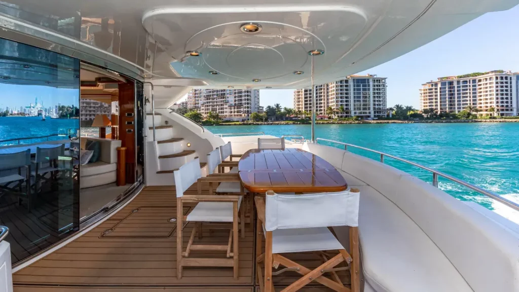 Prime Yacht Rentals Miami - 82′ Sunseeker