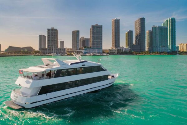 Prime Yacht Rentals Miami - Sumid