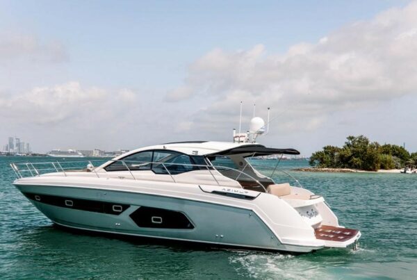 Prime Luxury Rentals - 43′ Azimut