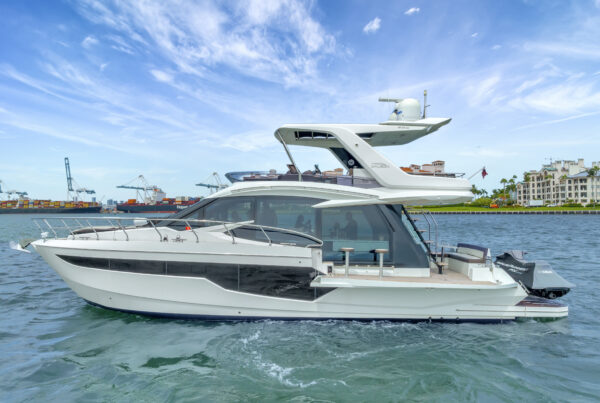 Prime Luxury Rentals - 52′ Azimut Atlantis